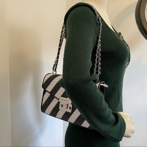 Firm ✨Michael Kors kinsley shoulder crossbody bag - Picture 15 of 15